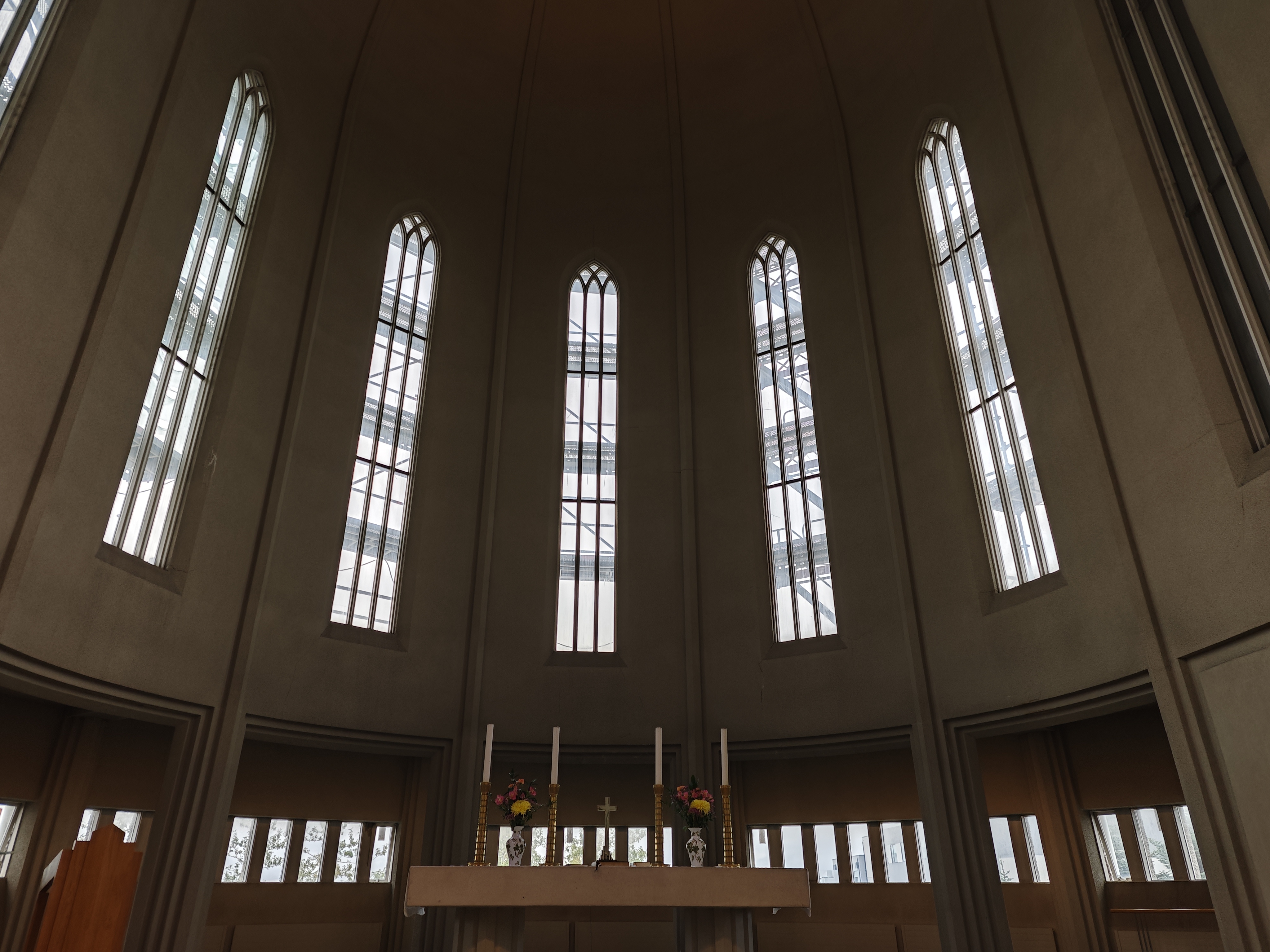 教堂内部的祭台