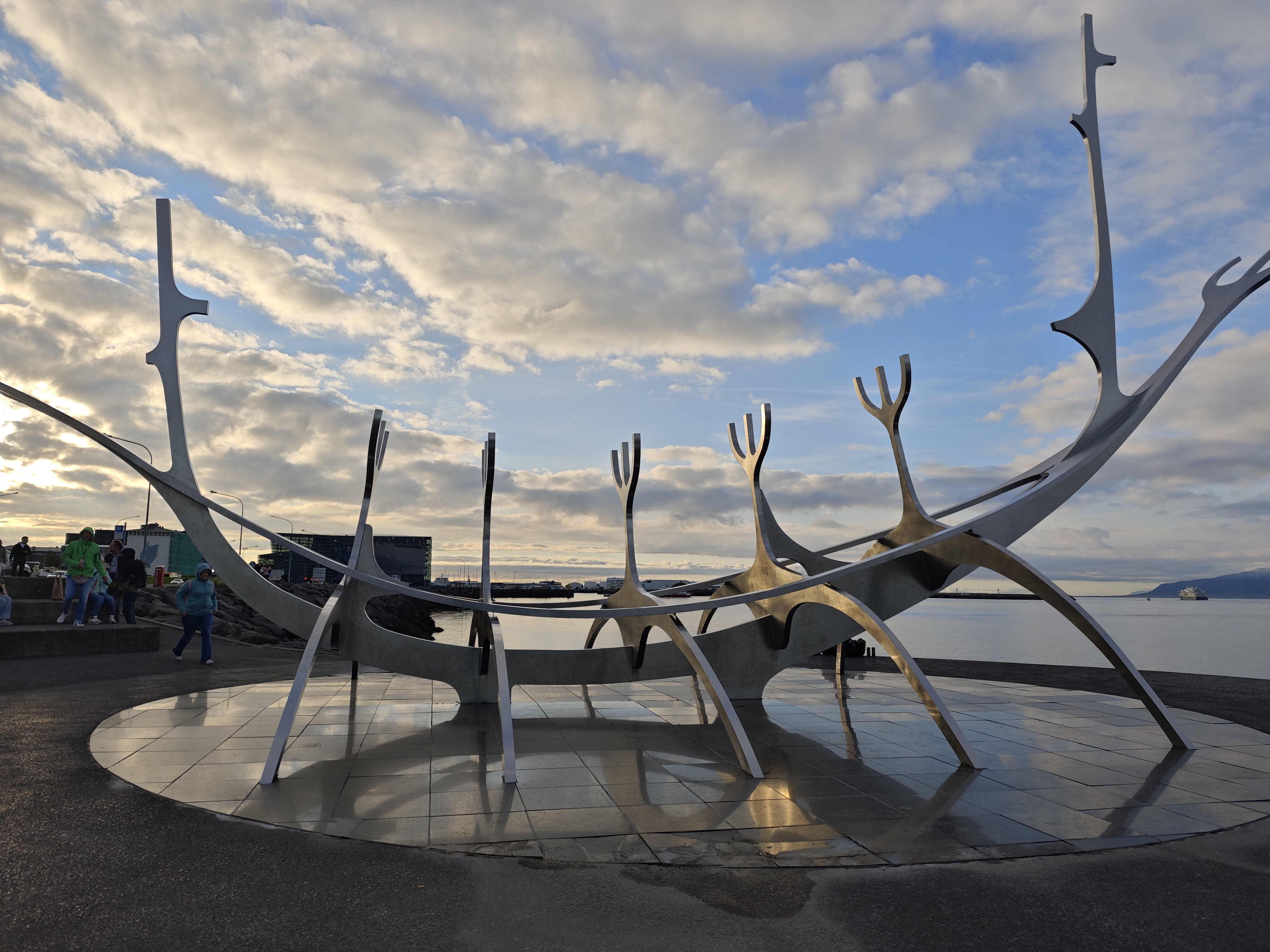 Another angle of Sun Voyager