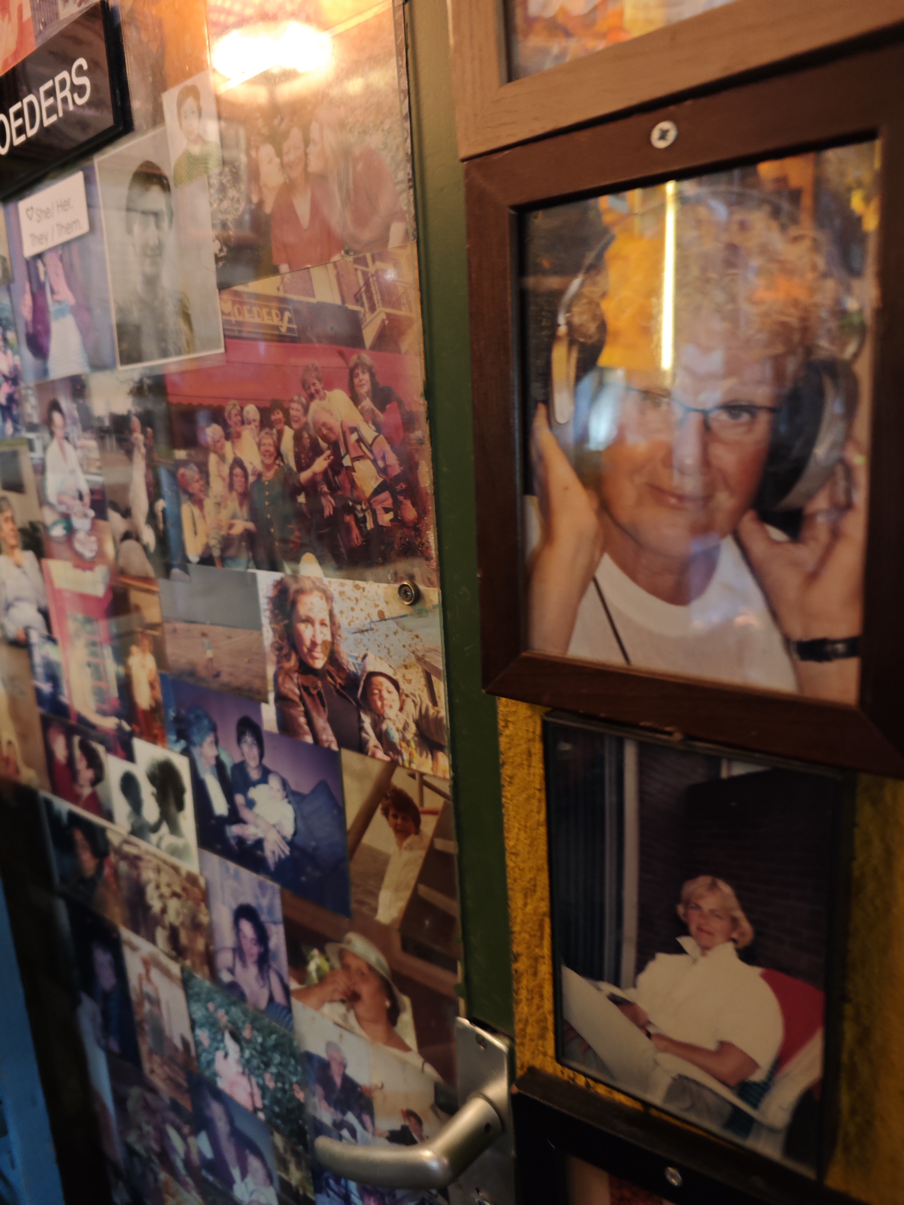 Decorations on the toilet doors