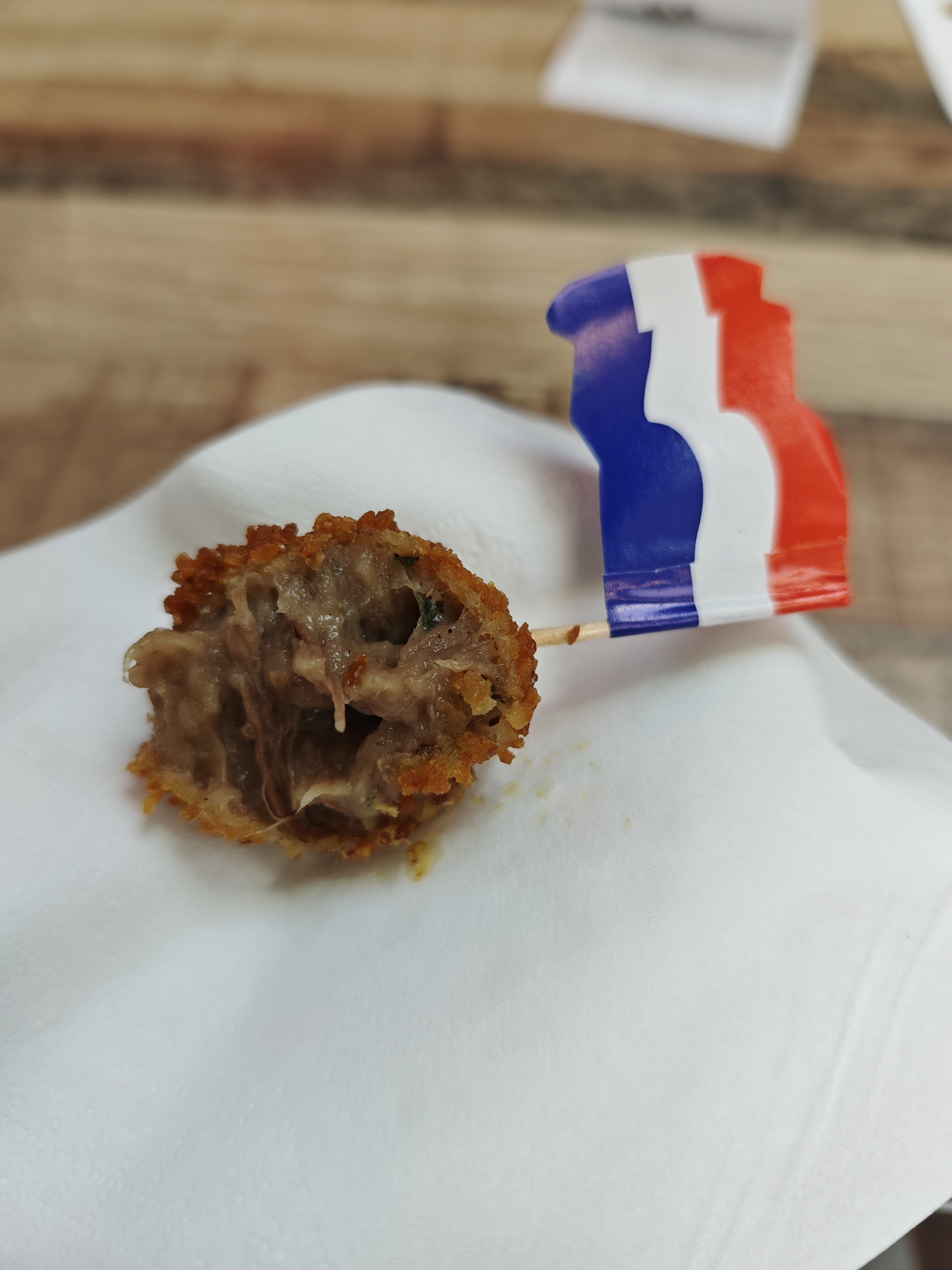 Interior of the Bitterballen